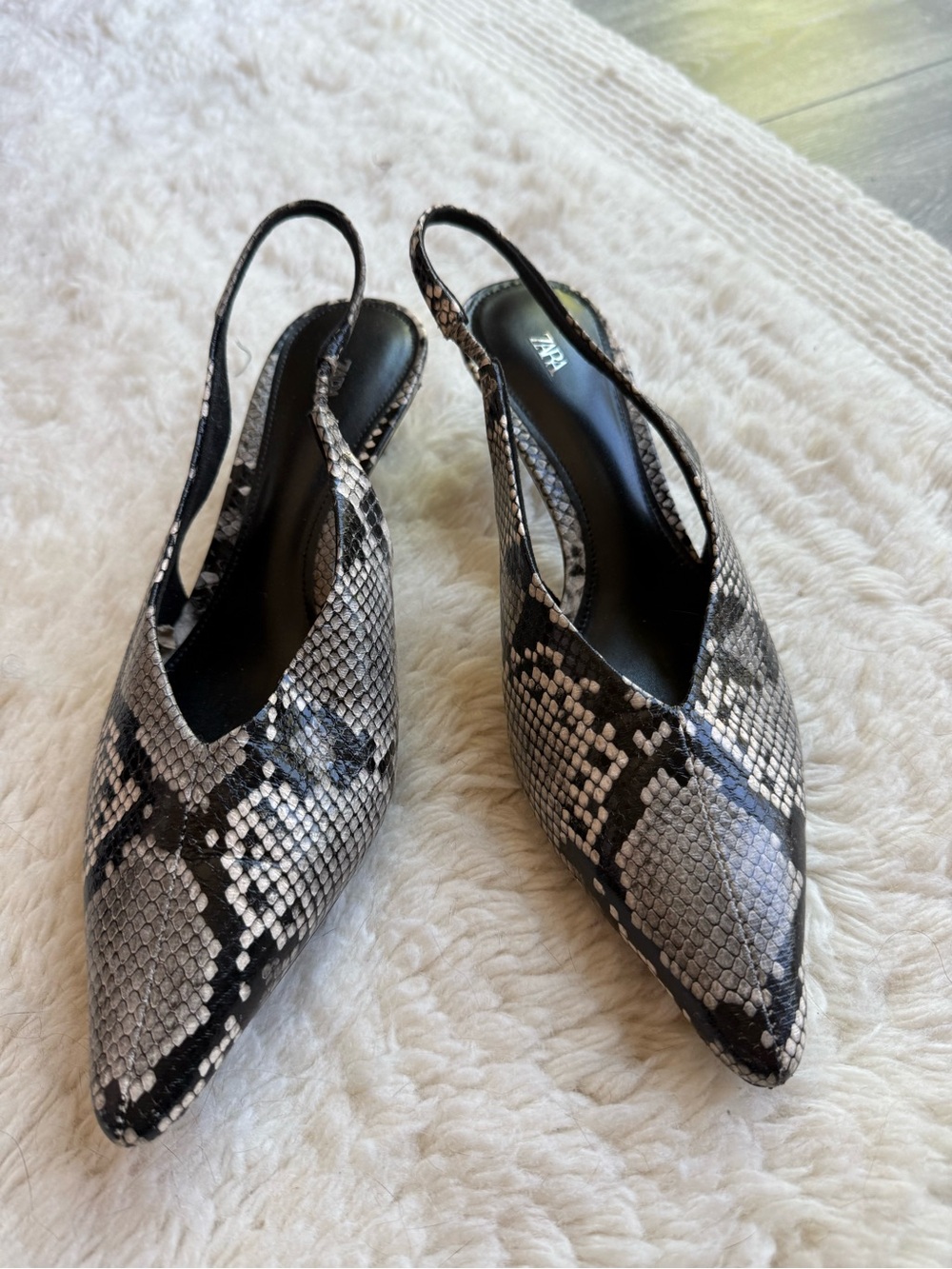 Zara Snake Print Slingback Kitten Heels Pointed Toe Size 37 US 6.5-7 - Picture 2 of 5